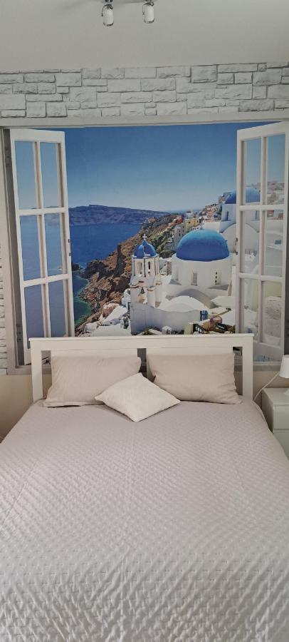 Апартаменты Santorini Сремска-Митровица Экстерьер фото